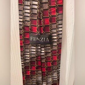 Fenzia Elegant Red and Black Men's Tie 100% silk
